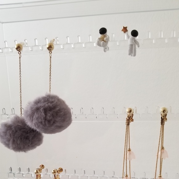 Earrings! - Picture 5 of 6